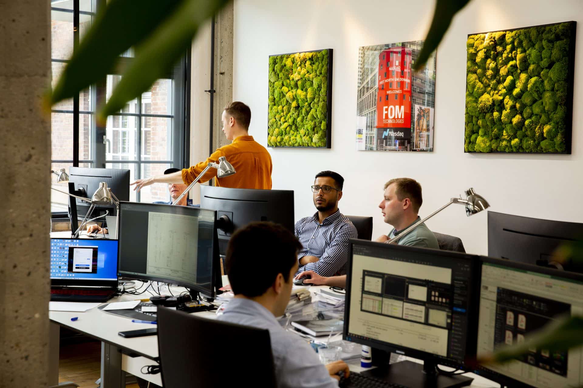 People 9 Open position - tech